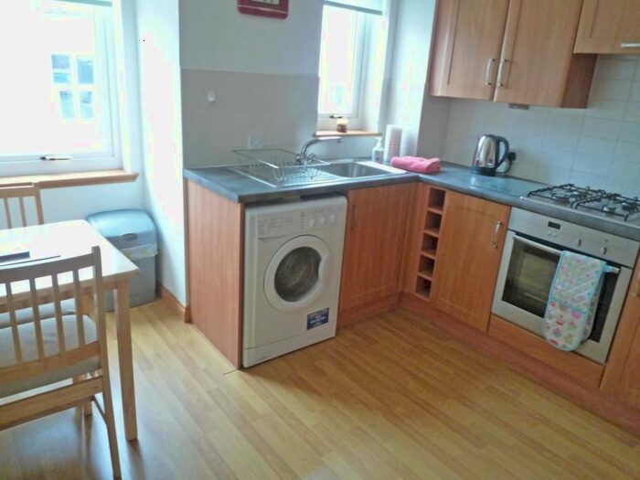 2 Bedroom Flat To Rent In E Pittodrie Place, Aberdeen, AB24