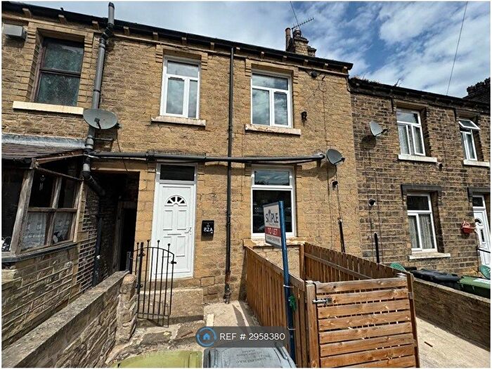 2 Bedroom Terraced House To Rent In Crosland Road, Huddersfield, HD1