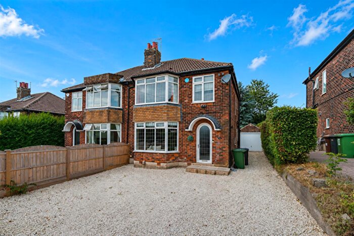 3 Bedroom Semi Detached House For Sale In Carr Manor View, Moortown, LS17