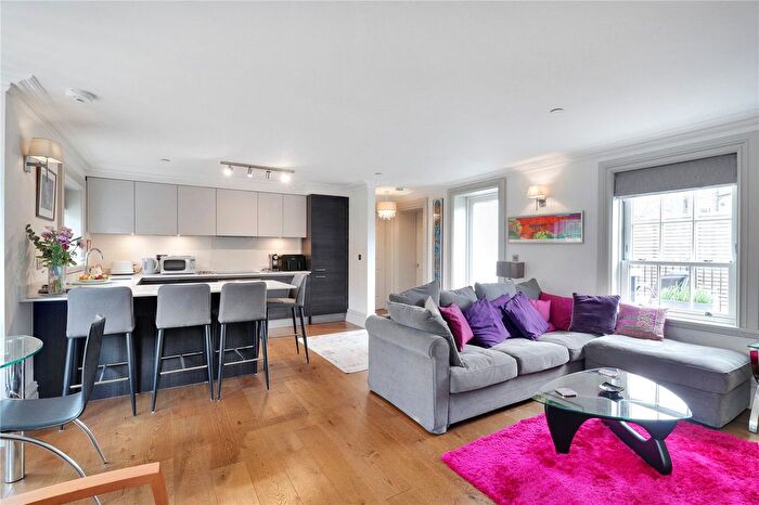 2 Bedroom Flat For Sale In London Road, Tunbridge Wells, Kent, TN1