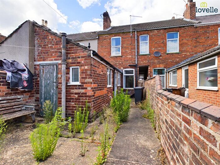 3 Bedroom Terraced House To Rent In Norris Street, Lincoln, LN5