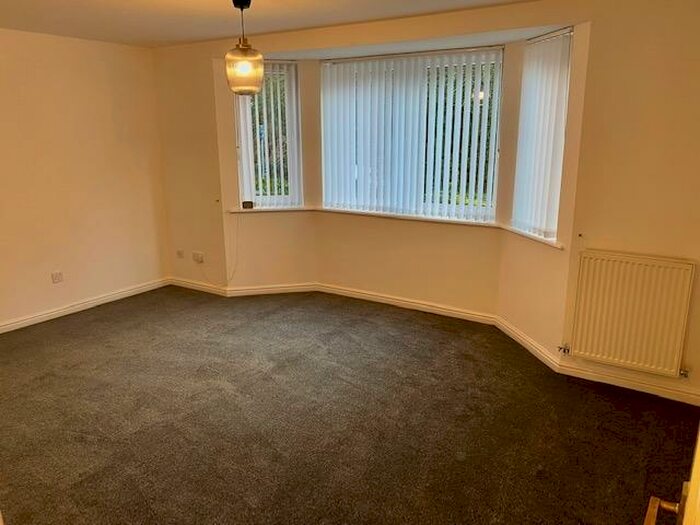 2 Bedroom Apartment To Rent In The Slipway, Penarth, CF64