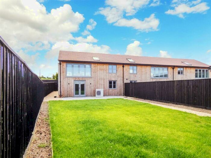 4 Bedroom Terraced House For Sale In Plumber Farm, Plumber, Sturminster Newton, DT10