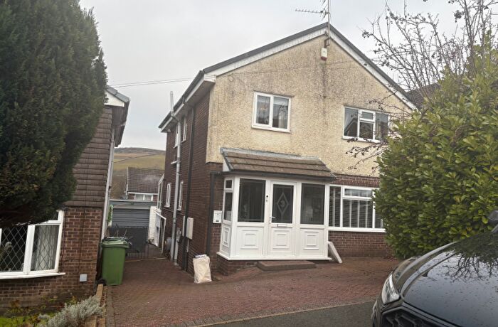 4 Bedroom Detached House For Sale In Sandringham Grove, Rossendale, BB4