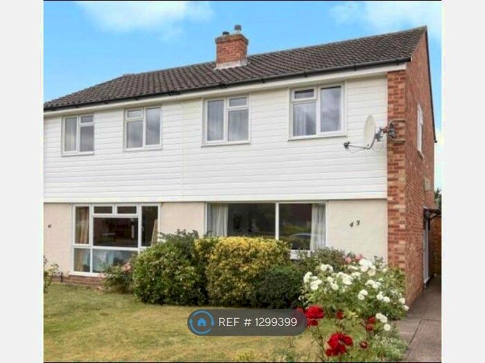 3 Bedroom Semi-Detached House To Rent In Catherine Drive, Sunbury-On-Thames TW16