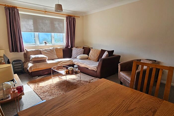 1 Bedroom Flat For Sale In Collingwood Close, Eastbourne, BN23