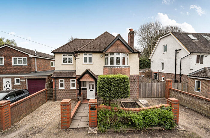 4 Bedroom Detached House For Sale In Egley Road, Woking, Surrey, GU22