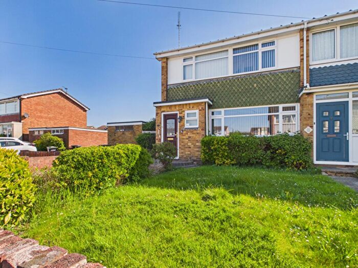 3 Bedroom End Of Terrace House For Sale In The Saltings, Farlington, Portsmouth, PO6