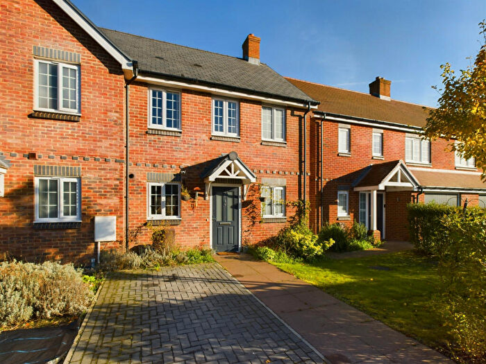 2 Bedroom End Of Terrace House To Rent In Deerleap Lane, Rowland's Castle, PO9