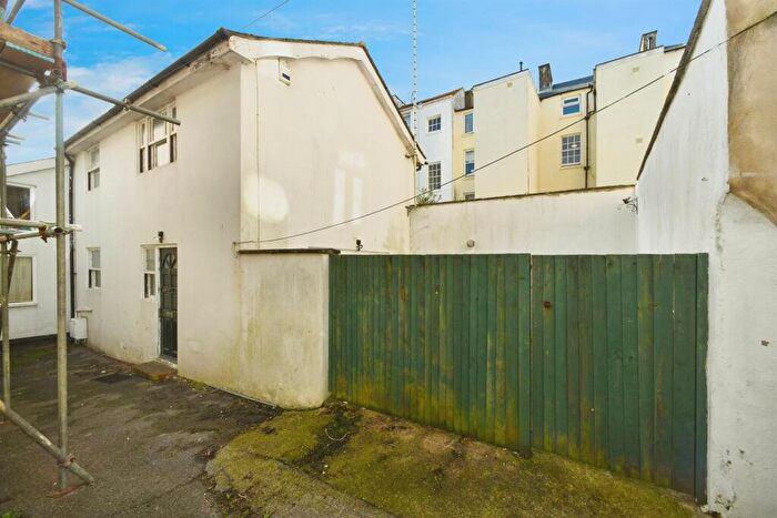 2 Bedroom Semi Detached House For Sale In St. James's Street, Brighton, BN2