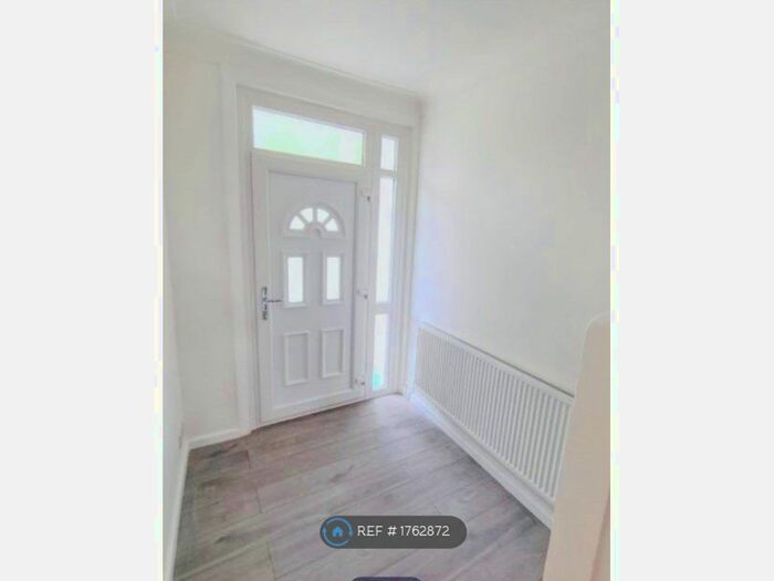 4 Bedroom Terraced House To Rent In Walpole Road, London, N17