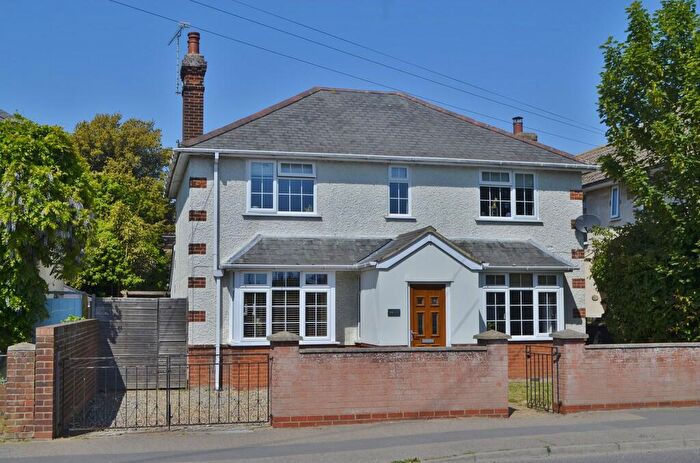 3 Bedroom Detached House For Sale In Garrison Lane, Felixstowe, IP11