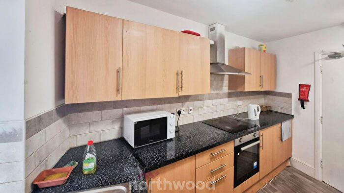 11 Bedroom Flat For Sale In Somerset Road, Hyde Park, Doncaster, DN1