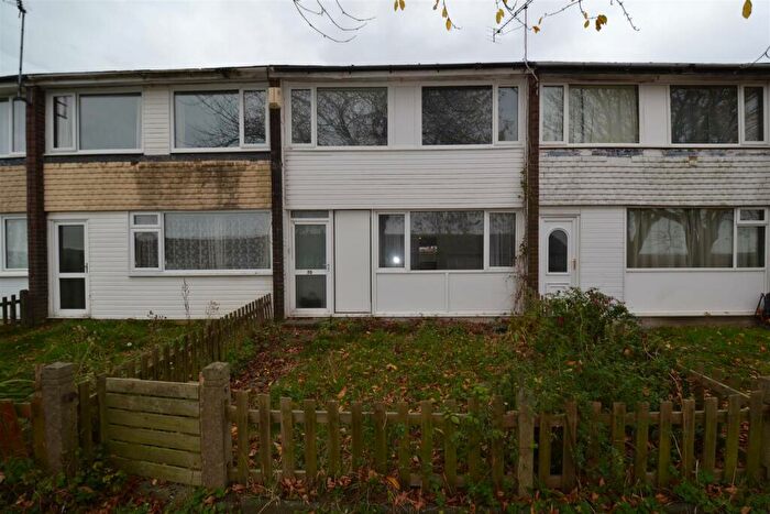 3 Bedroom Terraced House To Rent In Eskdale Rise, Allerton, Bradford, BD15