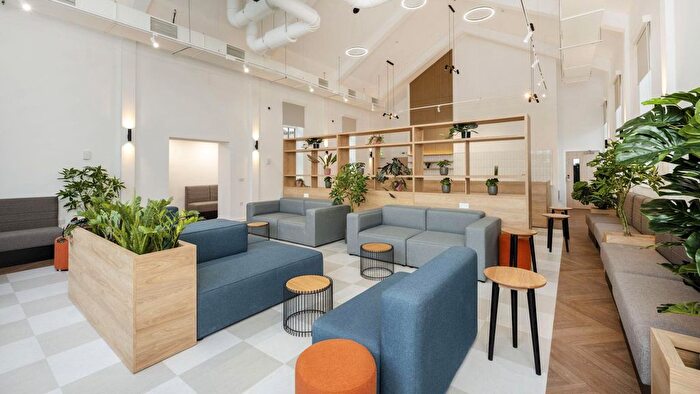 Studio To Rent In Oxford Place, Manchester, M14