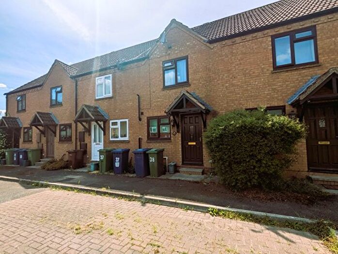 2 Bedroom Terraced House To Rent In Meadow Lea, Bishops Cleeve, GL52