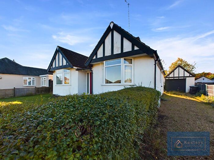2 Bedroom Detached Bungalow For Sale In Centre Drive, Newmarket, CB8