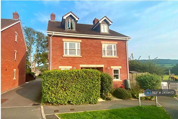 4 Bedroom Semi-Detached House To Rent In Dyers Meadow, Sidmouth, EX10