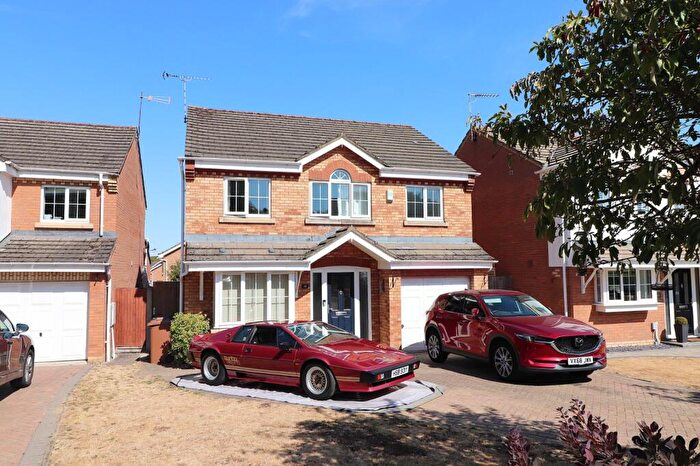 4 Bedroom Detached House For Sale In Redwing Close, Stevenage, Hertfordshire, SG2