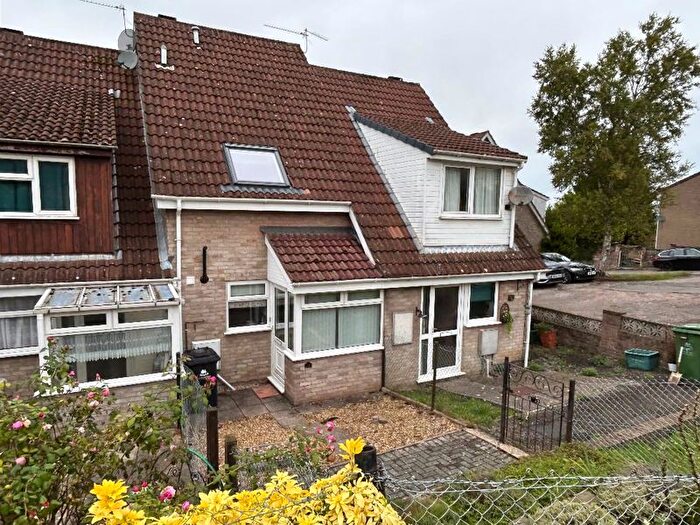 2 Bedroom Terraced House To Rent In Victoria Vale, Cinderford, GL14