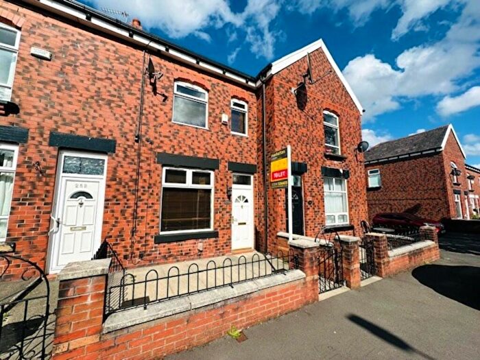 3 Bedroom Terraced House To Rent In Oxford Grove, Halliwell, Bolton, BL1