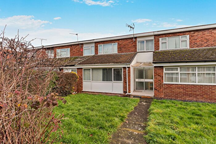 3 Bedroom End Of Terrace House For Sale In Hexby Close, Coventry, West Midlands, CV2
