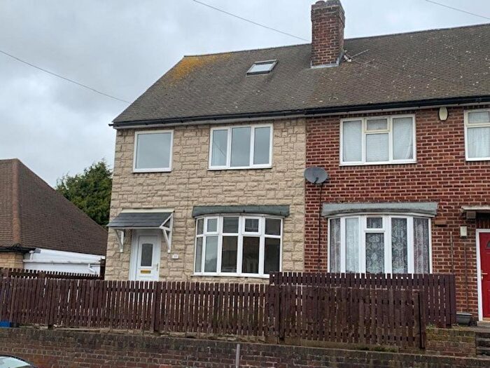 3 Bedroom Semi Detached House To Rent In Bedroom Semi-Detached House, Francis Street, Chaddesden, DE21