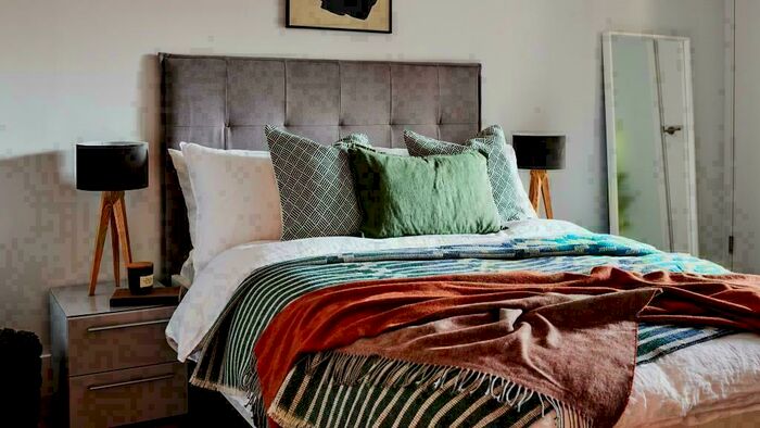 3 Bedroom Flat To Rent In Park Lane, Wembley, Middlesex, HA9