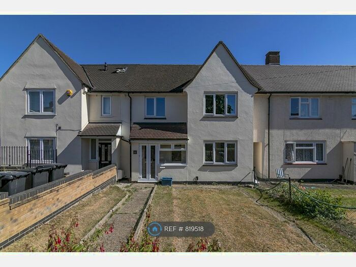 4 Bedroom Terraced House To Rent In Valley Hill, Loughton, IG10