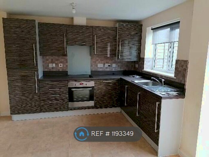 3 Bedroom Terraced House To Rent In Gloucester Road, Patchway, Bristol, BS34