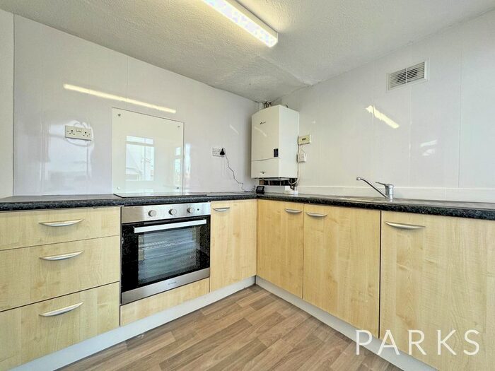 2 Bedroom End Of Terrace House To Rent In Lynton Street, Brighton, East Sussex, BN2