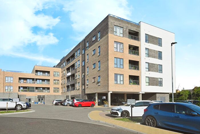 1 Bedroom Flat For Sale In Stirling Close, Stevenage, SG2