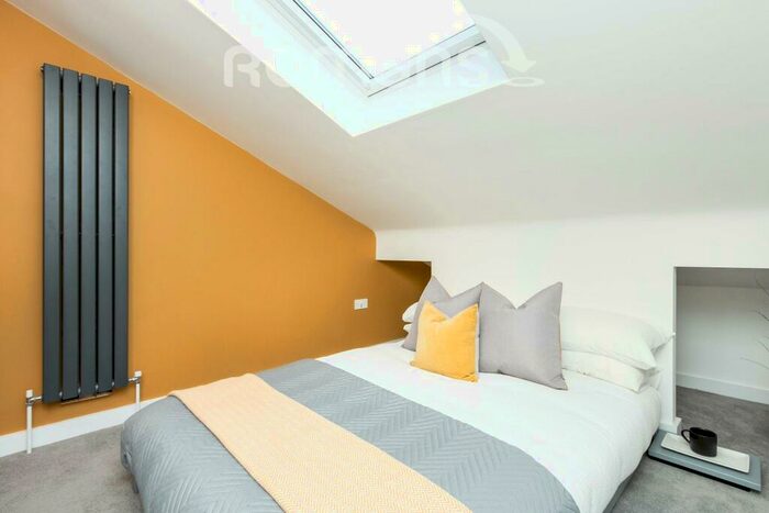 1 Bedroom Apartment To Rent In Bagshot Manor, Bagshot, GU19