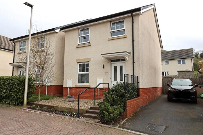 3 Bedroom Detached House For Sale In Cae Ffynnon, Cowbridge, CF71