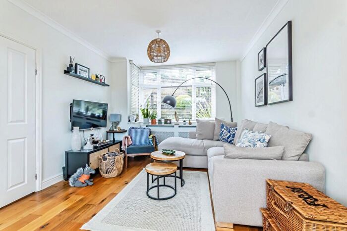 3 Bedroom Semi-Detached House For Sale In Newstead Rise, Caterham, Surrey, CR3