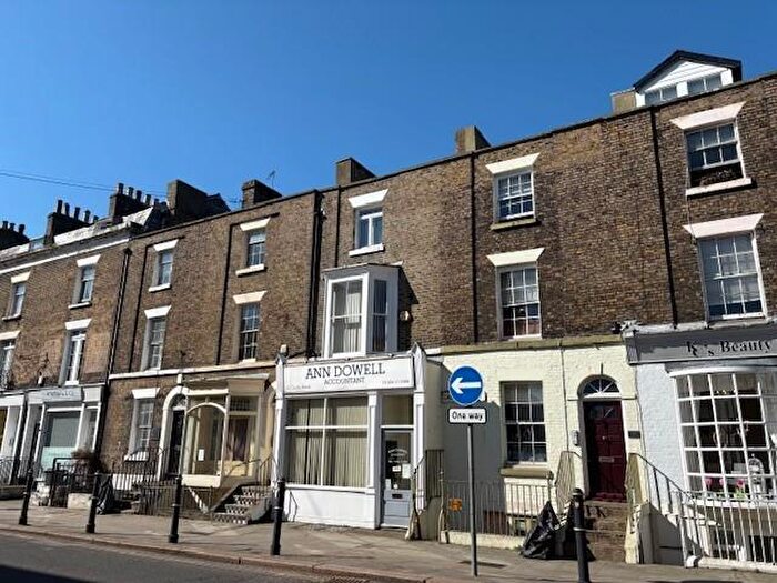 2 Bedroom Flat To Rent In Castle Street, Dover, CT16