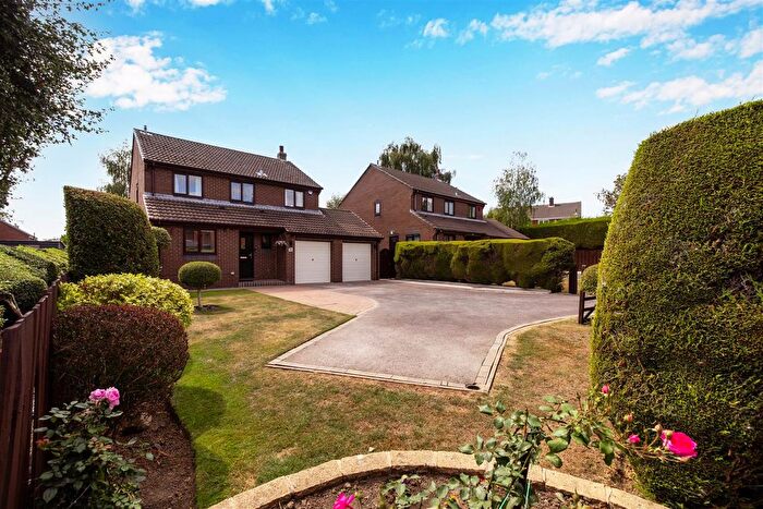 4 Bedroom Detached House For Sale In Birchfields Garth, Skelton Woods, Leeds, LS14