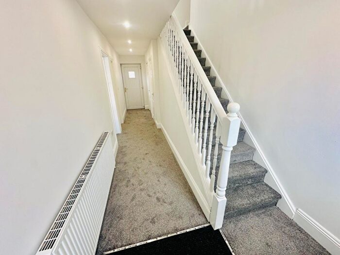 5 Bedroom Semi-Detached House To Rent In West Avenue, Westerhope, NE5