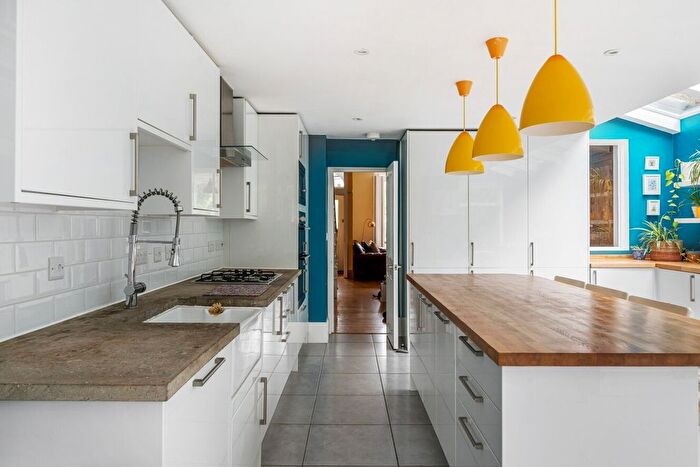 5 Bedroom Terraced House For Sale In Adys Road, Peckham Rye, London, SE15