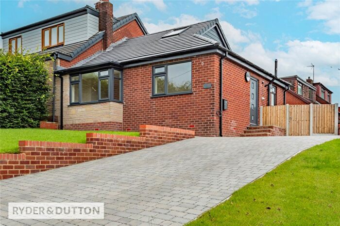 3 Bedroom Semi-Detached Bungalow For Sale In Cotswold Avenue, High Crompton, Shaw, Oldham, OL2