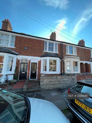 4 Bedroom Terraced House To Rent In Alexandra Road, Oxford, OX2