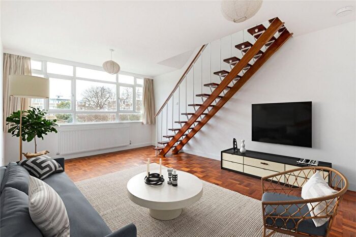 2 Bedroom Flat To Rent In Garden Royal, Kersfield Road, London, SW15