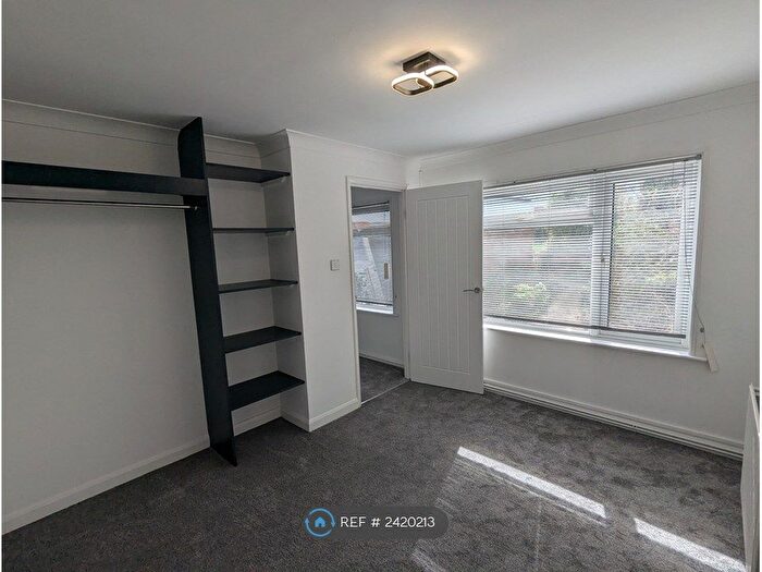 1 Bedroom Flat To Rent In Seacrest, Paignton, TQ4