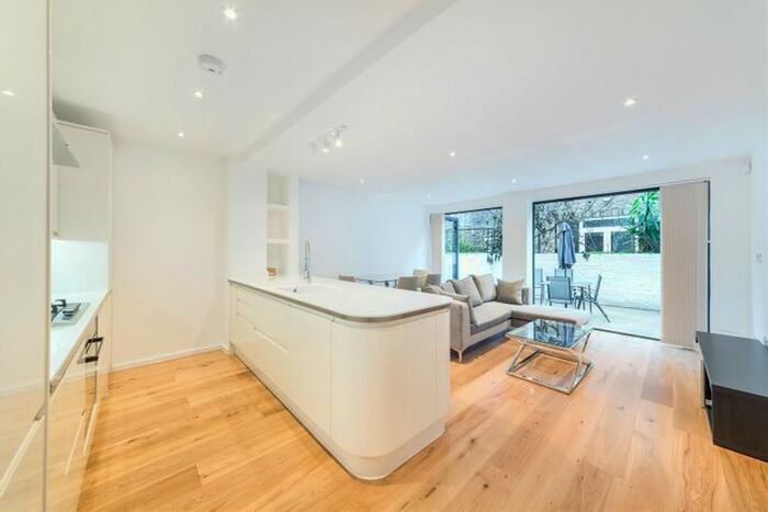 1 Bedroom Flat To Rent In Cambridge Street, Pimlico, Westminster, London, SW1V