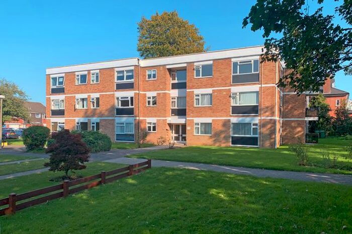 1 Bedroom Flat To Rent In Denmark Road, Gloucester, GL1