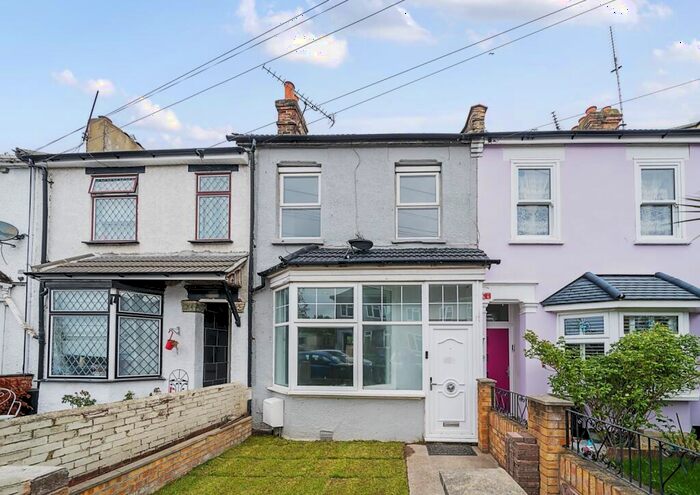 3 Bedroom Terraced House To Rent In Sutherland Road Belvedere, DA17