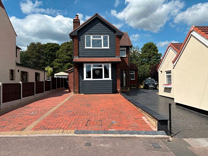 3 Bedroom Detached House For Sale In Cross Street, Chase Terrace, Burntwood, WS7