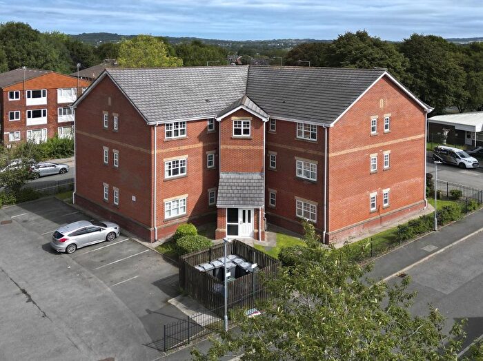 2 Bedroom Flat To Rent In West Park Close, Skelmersdale, WN8