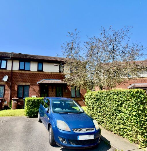 2 Bedroom Terraced House To Rent In Muncaster Gardens, Northampton, NN4