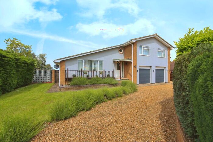 4 Bedroom Detached House For Sale In North Road, Gedney Hill, PE12